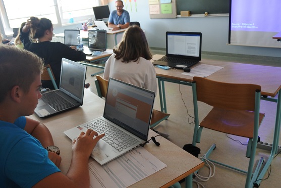 DIGITALNE KOMPETENCE – DIGITÁLIS KOMPETENCIÁK